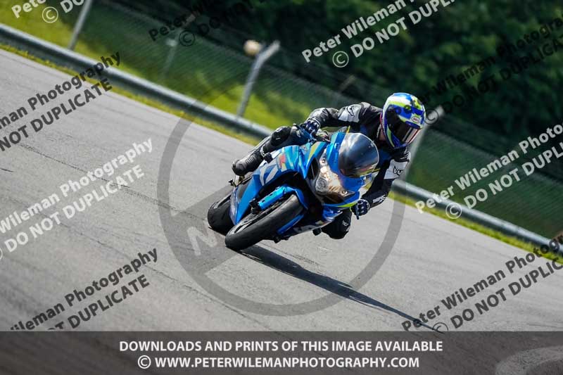donington no limits trackday;donington park photographs;donington trackday photographs;no limits trackdays;peter wileman photography;trackday digital images;trackday photos